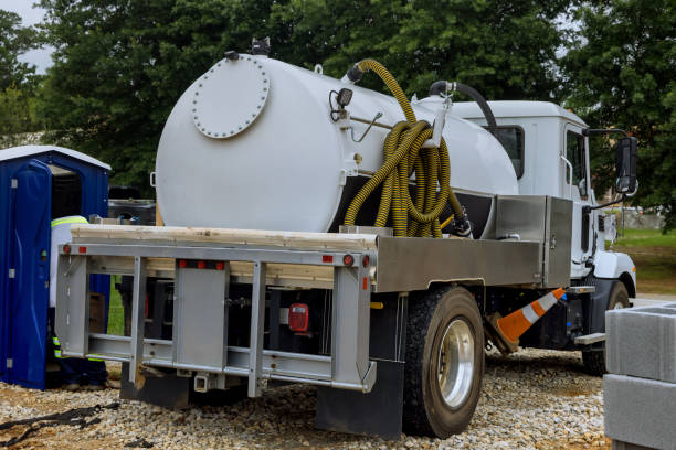 Portable Toilet Options We Offer in Red Lick, TX